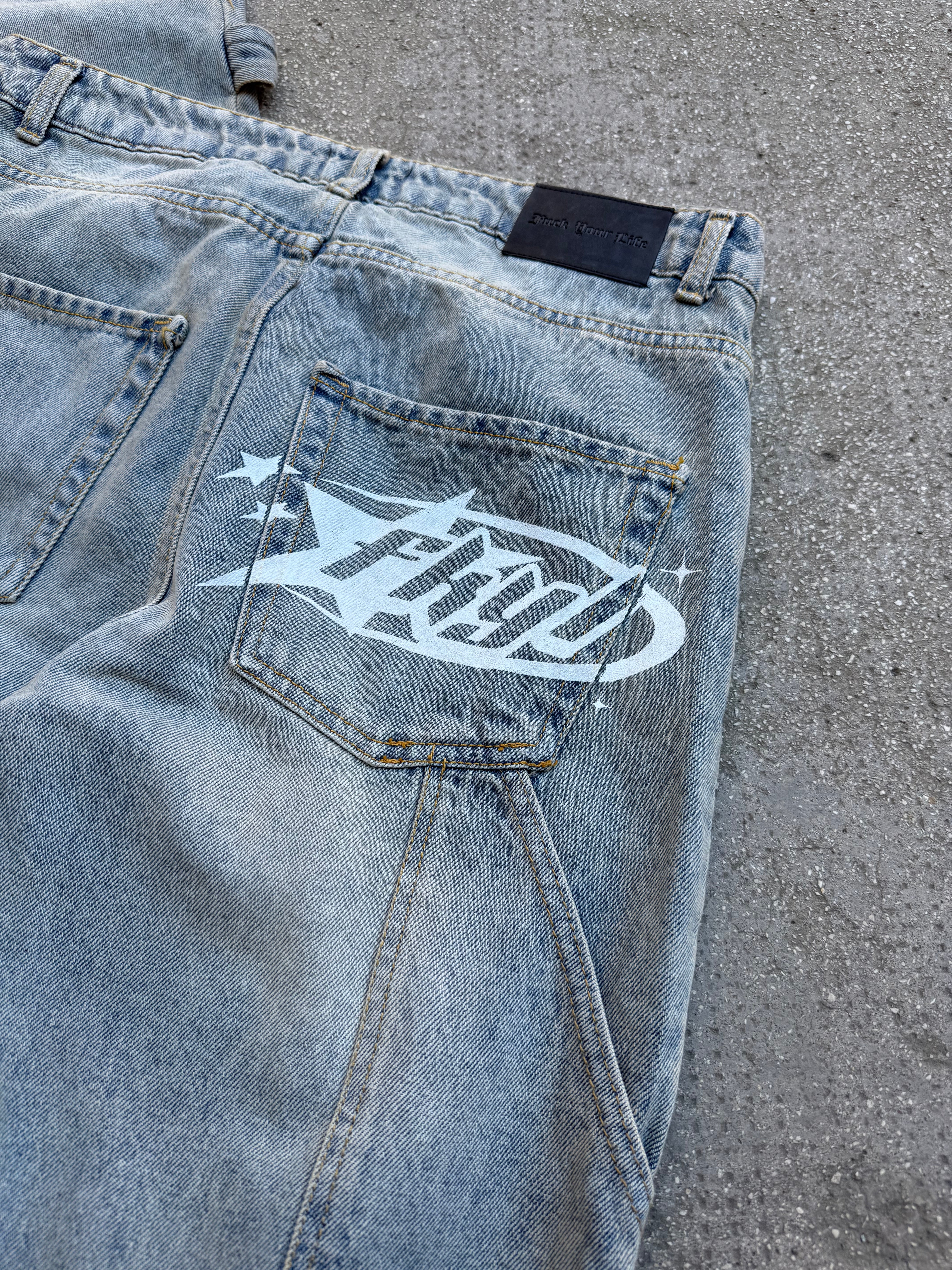 Jeans Limited Edition Logato