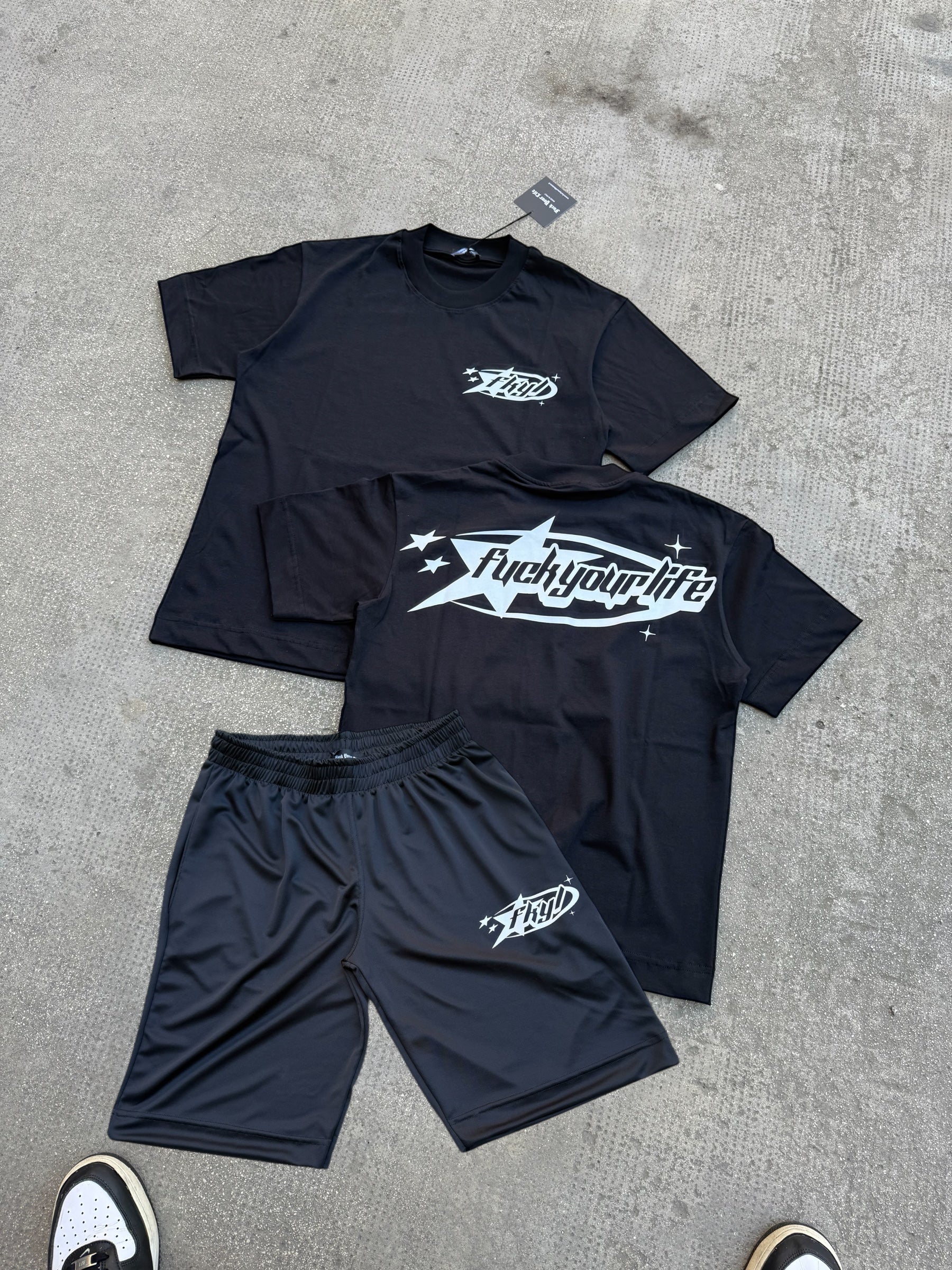 Completo Street Black