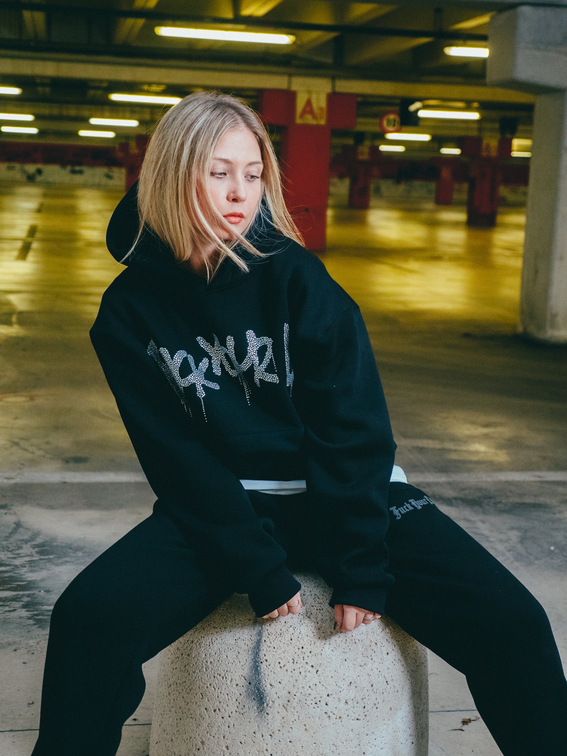 Schwarzes Damen-Sweatshirt FP002205