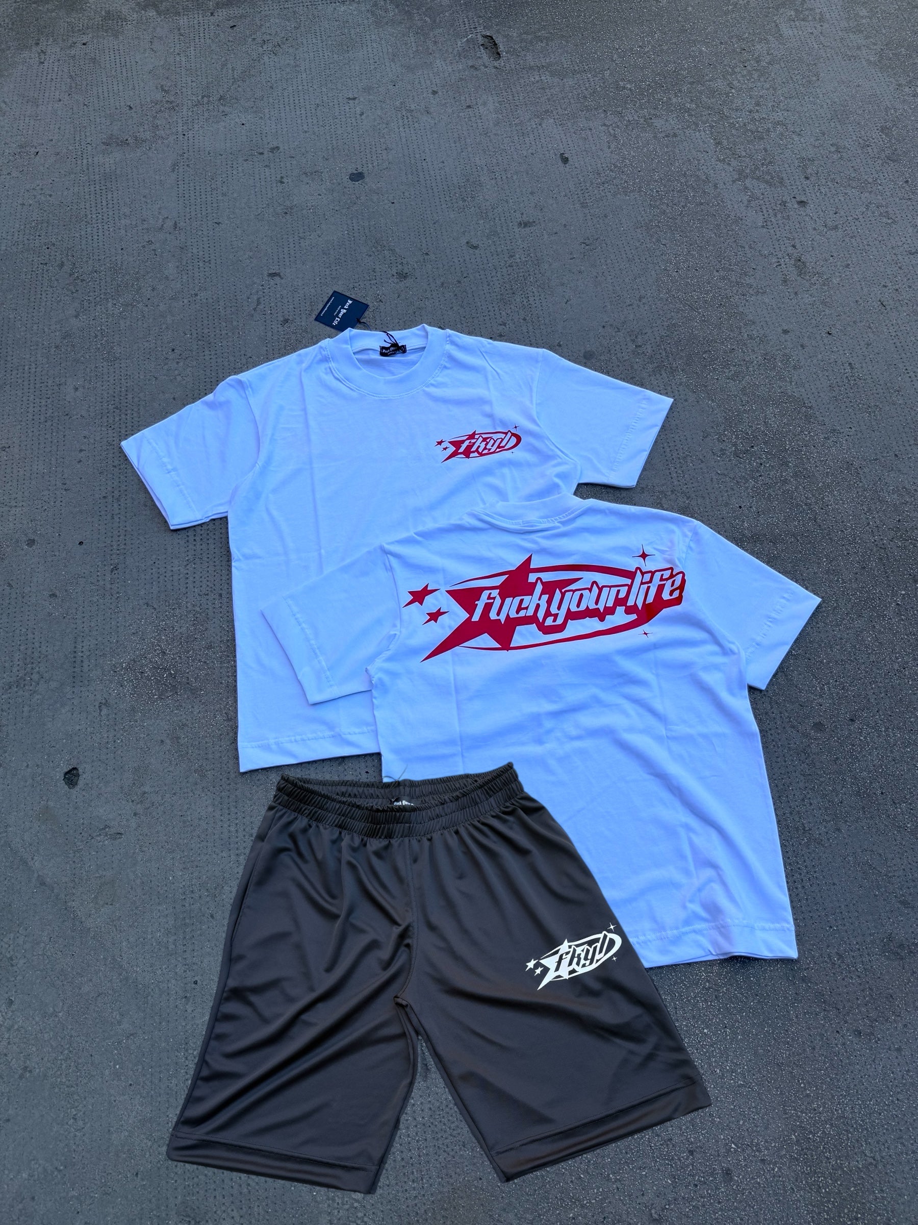 Completo Street White